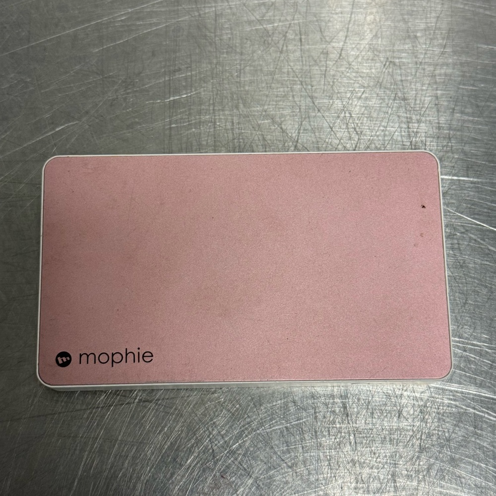 Mophie Powerstation-Universal External Battery-made For Smartphones And Tablets